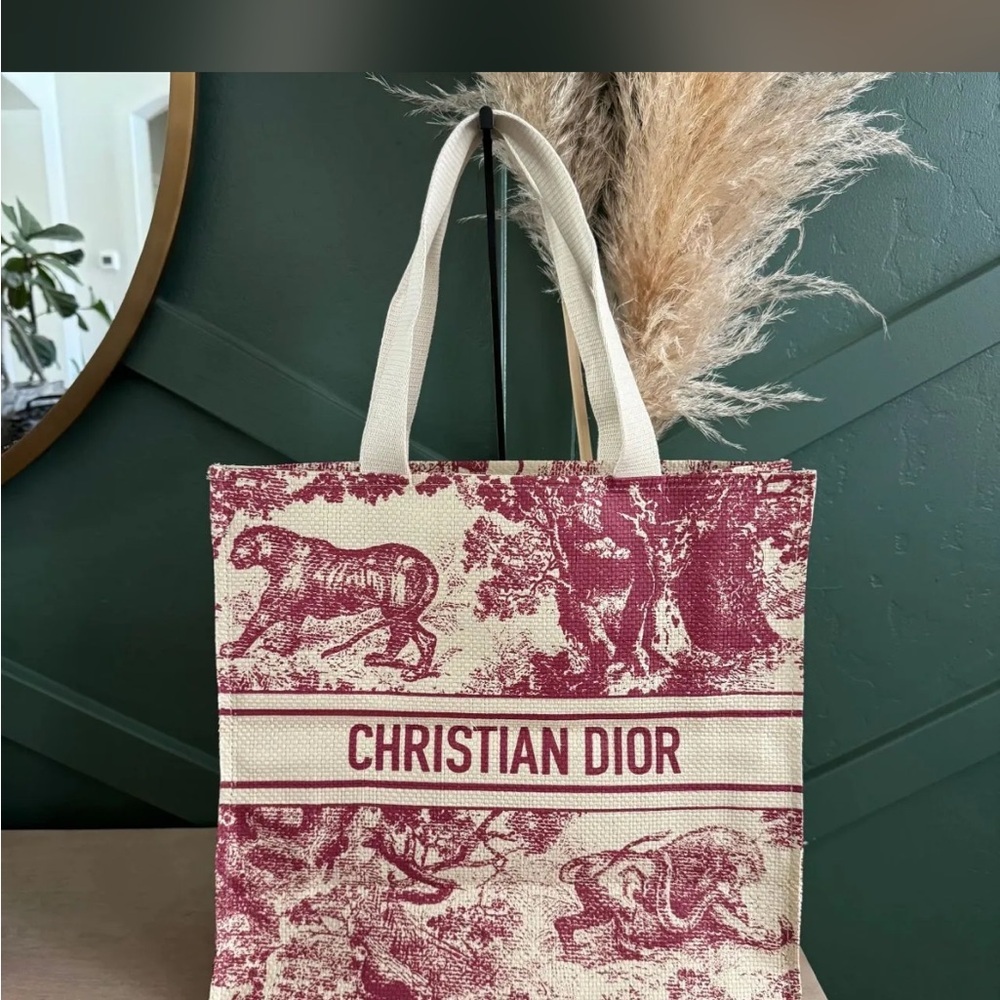 Dior Tote Bag in Burgundy and Cream - Picture 5 of 7
